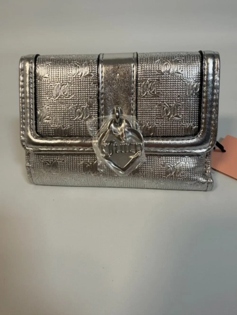 NWT Juicy Couture Simply Perfect Silver Trifold Wallet with Heart Charm